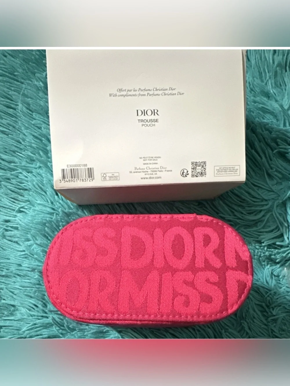Dior Limited Edition Hot Pink Makeup Bag Vanity & Bonus Gift - Picture 8 of 8
